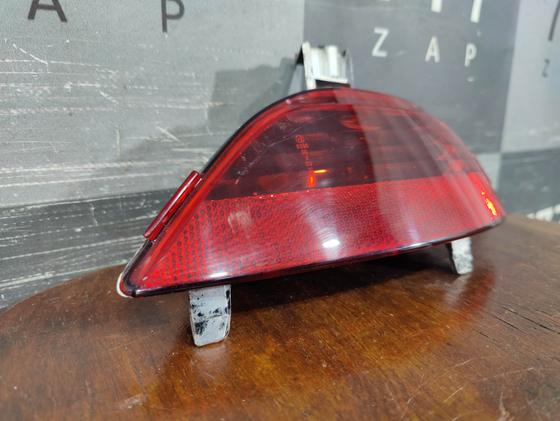 ПТФ задний левый Renault Duster 1 15-21 Б/У Оригинал 265850001R