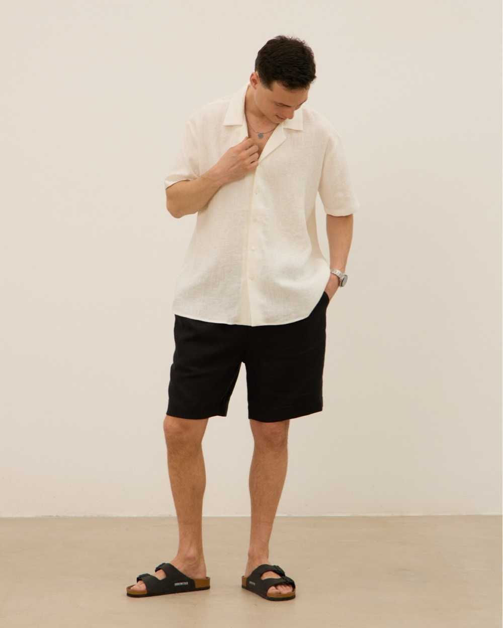 Рубашка мужская, с коротким рукавом, из 100% льна, молочная