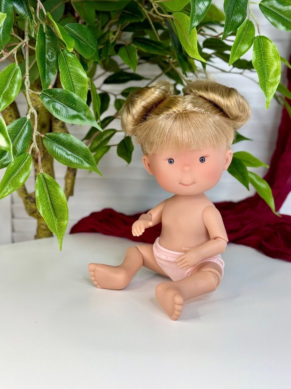 Кукла Nines виниловая 30см PIPPA шарнирная без одежды (2909W)