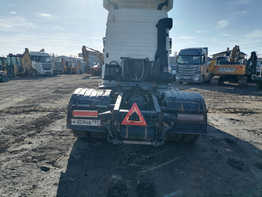 КамАЗ 5490 4x2 Седельный тягач 5490-S5 (Дизель/Газ, 12,0 л, 401 л.с., МТ)