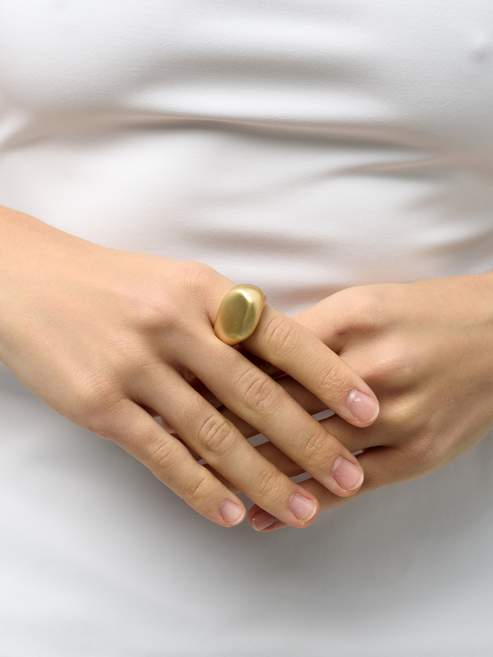 Кольцо "Matt stone" Gold