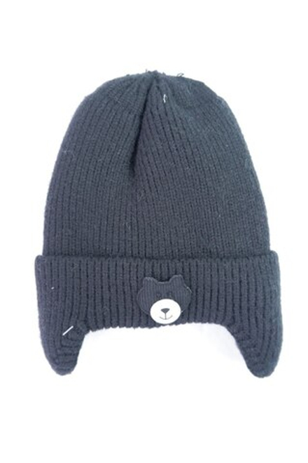 Шапка черная с медведем на 1-2 года