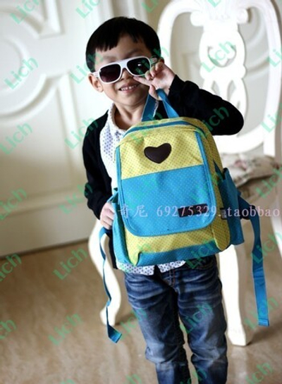 Рюкзак детский двухцветный в горох с аппликацией сердца