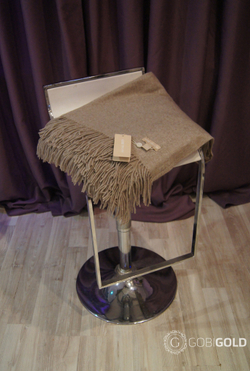 Плед из 100% кашемира 150x200 см. (GOBI ) - темно-бежевый