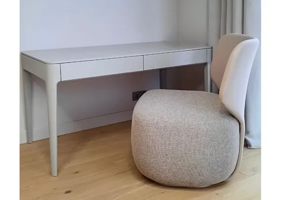 Стол письменный Type из массива дуба 140*70 см (светло-серый)