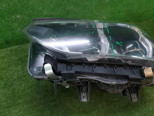 Битая Фара левая BMW X3 G01 (2017-2021) Adaptive LED