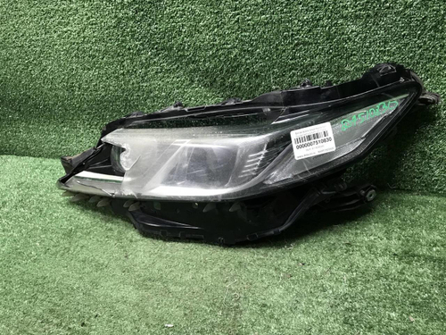 Битая Фара левая Toyota Camry xv70 (2017-н.в.) LED