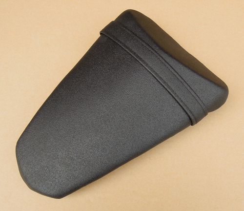 Сиденье заднее для Kawasaki Z1000 10-12