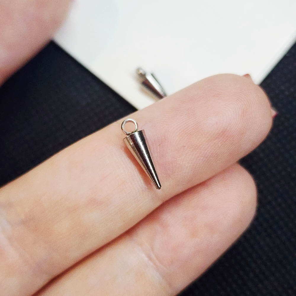 Подвески шипы, сталь, 12мм