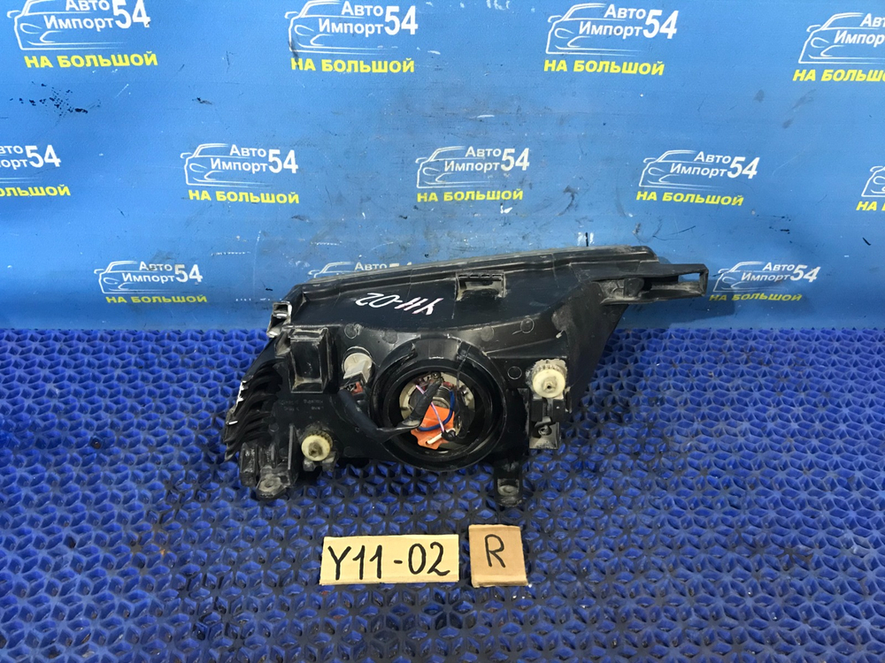 Фара передняя правая NISSAN AD 1999