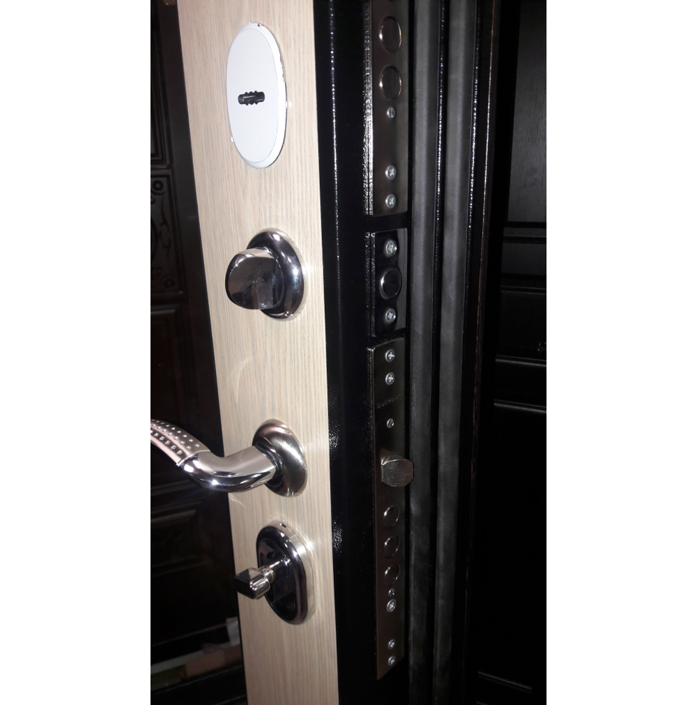 Входная металлическая дверь с зеркалом Сенатор Лира 3К Софт графит Тривиа софт белый матовый, без текстуры