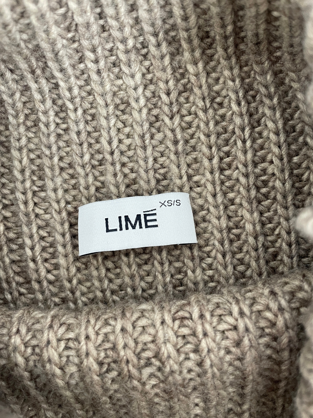 Свитер Lime