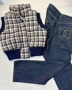 Жилет CHANEL