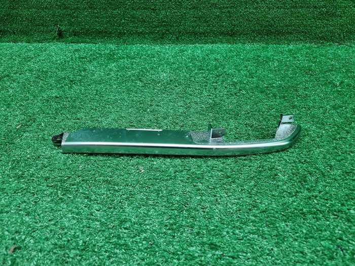 Декоративная накладка LR Discovery Sport (19-нв)