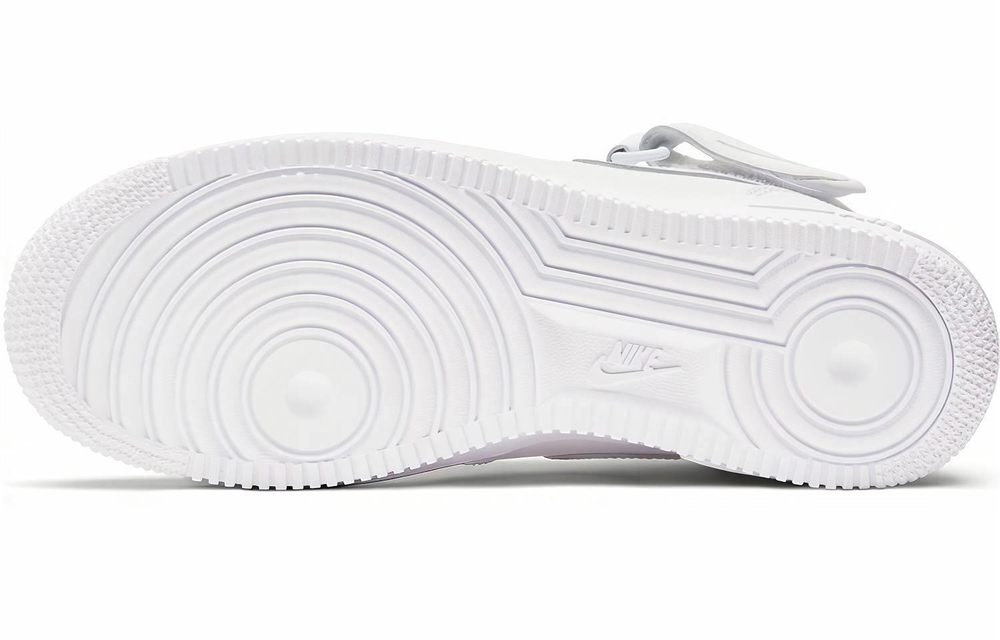 Кроссовки Nike Air Force 1 07 (Женская размерная сетка)