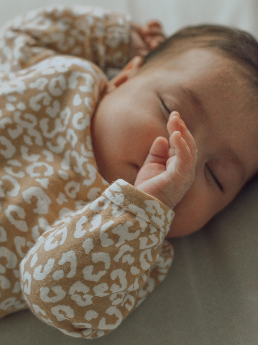 Комбинезон Mjölk Sand Leopard, на окантовке