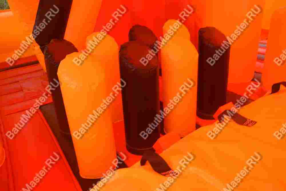 Коммерческий надувной батут "Сказочный комплекс" с крышей, желто-красный 12*8*4,8 м