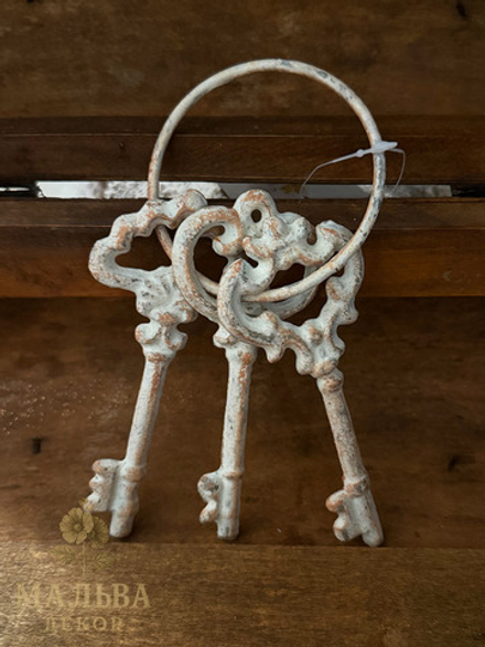 Декор подвесной "Связка ключей" белый антик 9x1x19 см