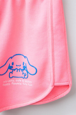 ZARA ШОРТЫ-БЕРМУДЫ С РЕЛЬЕФНЫМ УЗОРОМ CINNAMOROLL © SANRIO, НЕОНОВО-РОЗОВЫЙ