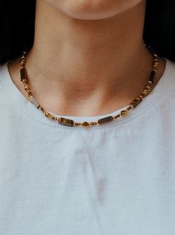 Чокер из натурального камня тигровый глаз