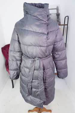 Парка Ostin с поясом, маркировка S, визуально на 44 размер