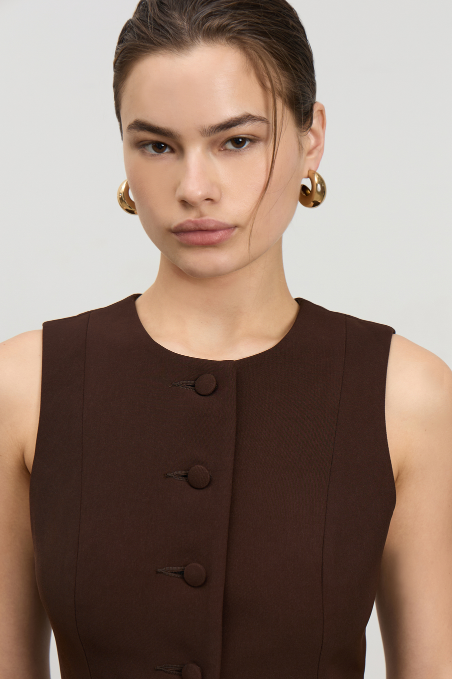 Жилет приталенный Жилет приталенный