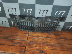Решетка радиатора Skoda Fabia 2 10-14 Б/У Оригинал 5j0853668C
