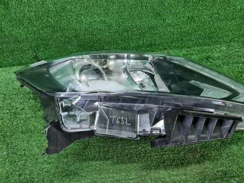 Битая Фара правая Nissan Qashqai J11 (2013-2019) галоген