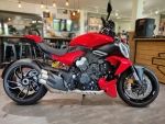 Ducati Diavel V4 (2023) RED