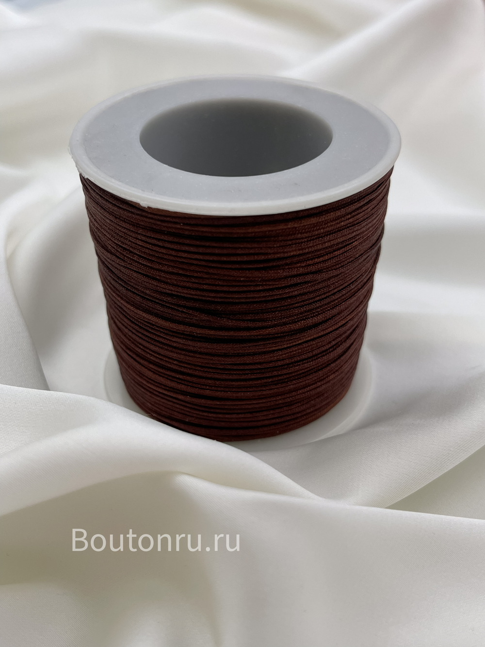 Нейлоновый шнур коричневый 0,8 мм
