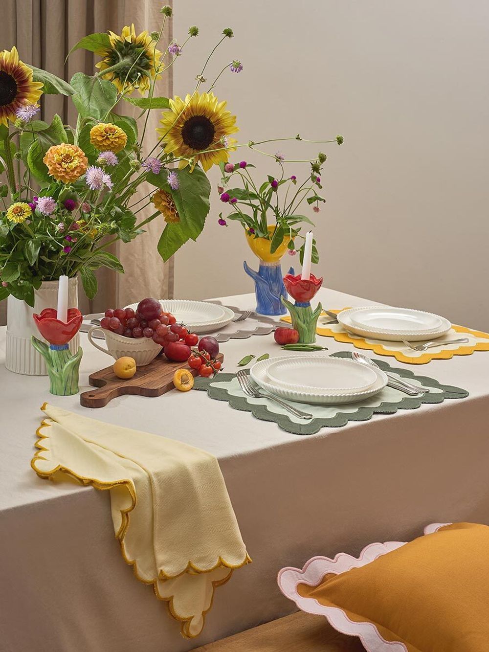 Салфетка под приборы с контрастным кантом зеленого цвета из коллекции Trendy Ruffles, 35х45 см