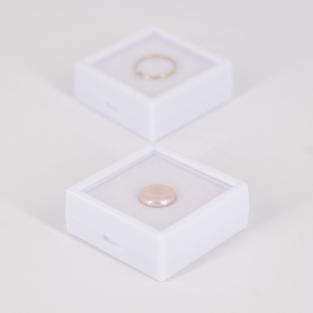 Футляр под вставки (пластиковое окно), 50х50х20 мм