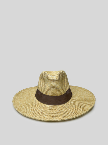 Шляпа соломенная с коричневой лентой
