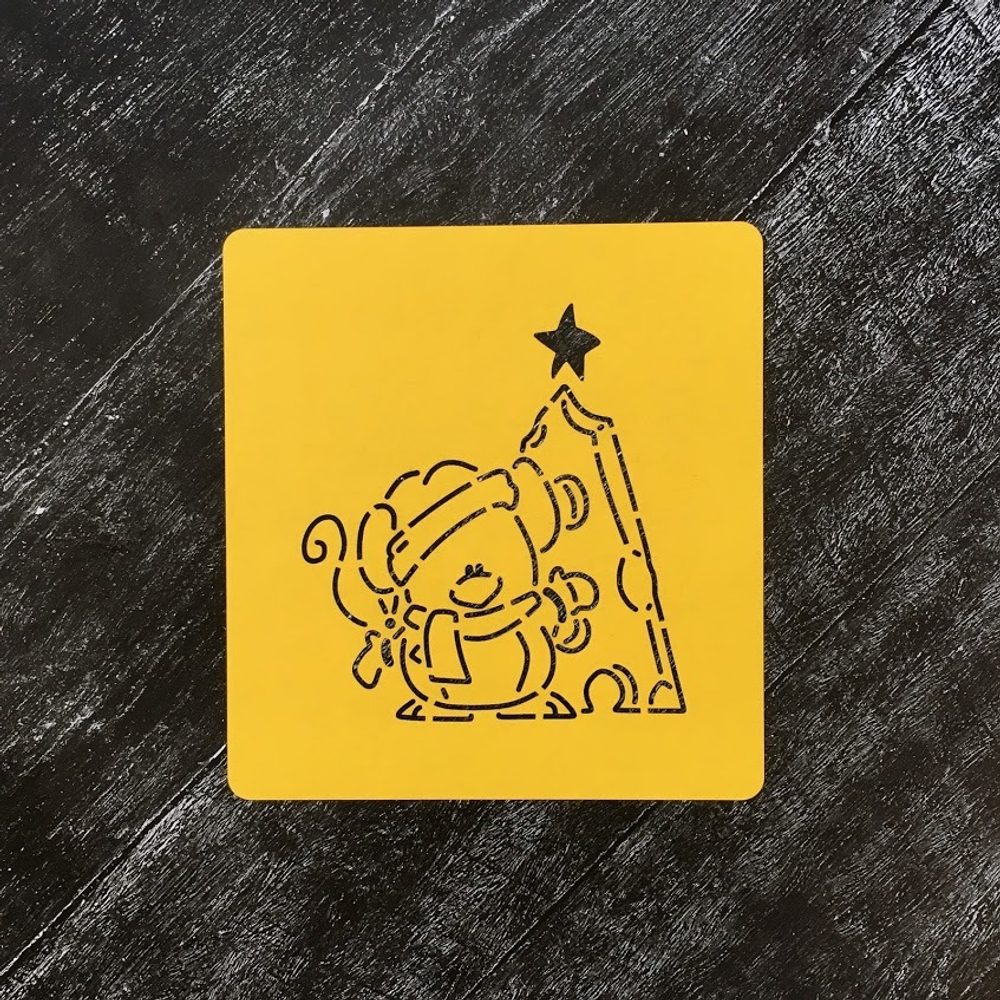 Мышка №47 с сырной ёлкой