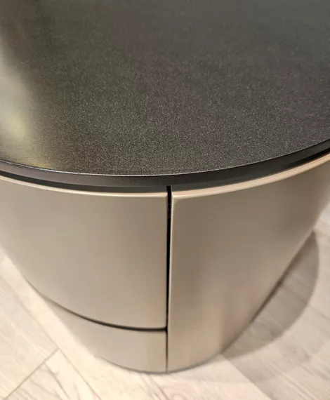 Прикроватная тумбочка Paul с двумя ящиками