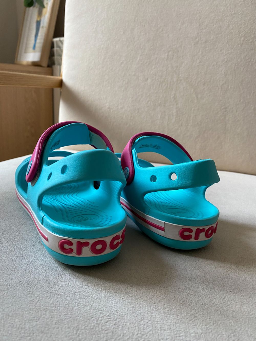 Сандалии Crocs