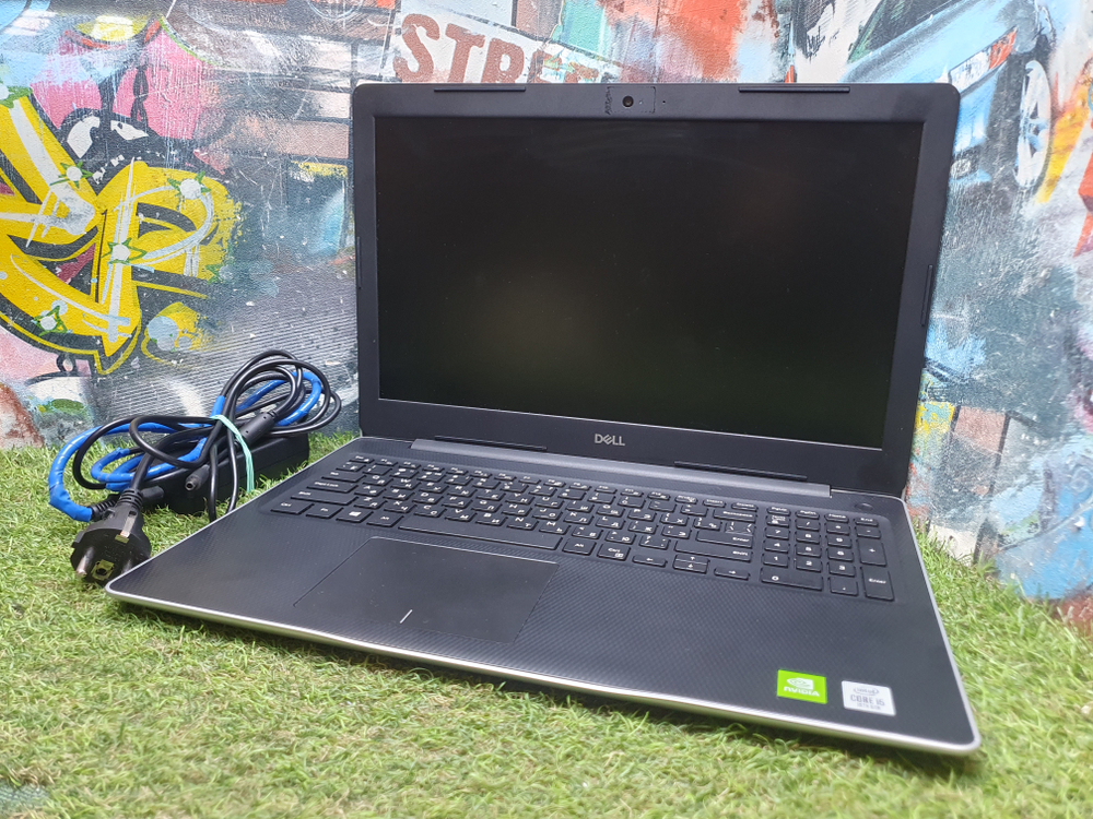 Ноутбук Dell i5-10/12Gb/MX230 2Gb/FHD