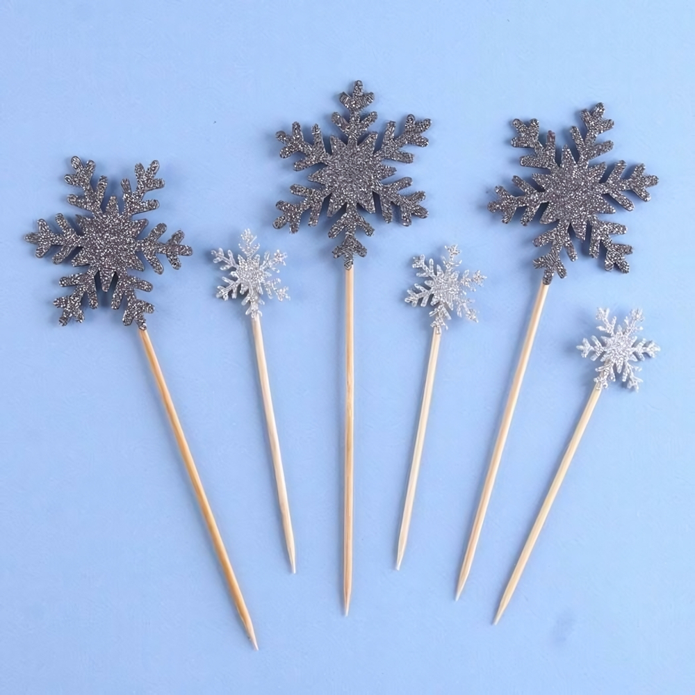 Набор шпажек и топперов 6шт. "Снежинки"