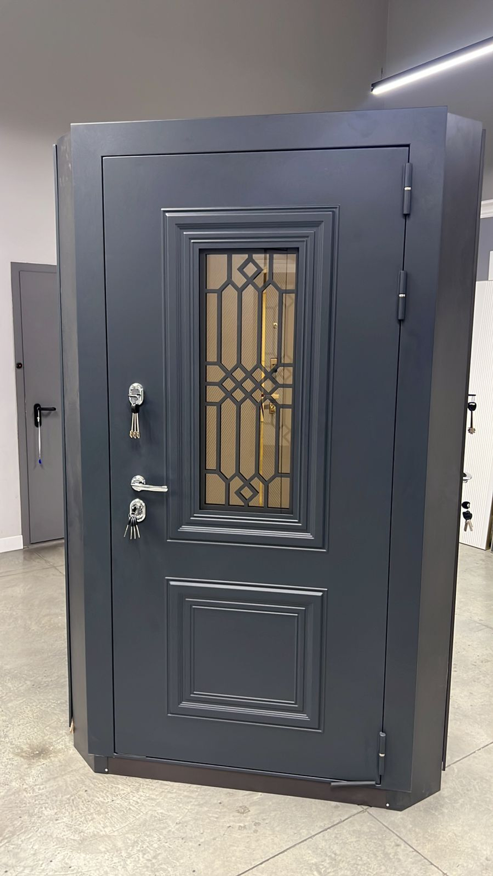 Дверь входная Versa термо серая