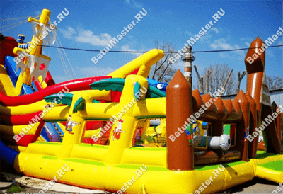 Большой надувной батут "Говорящая акула" 14*10*6 м