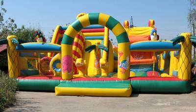 Надувной батут "Мульти-сафари-утка" 10*9*6 м