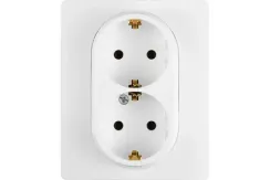 Розетка Legrand Etika с заземлением двойная белая 25648