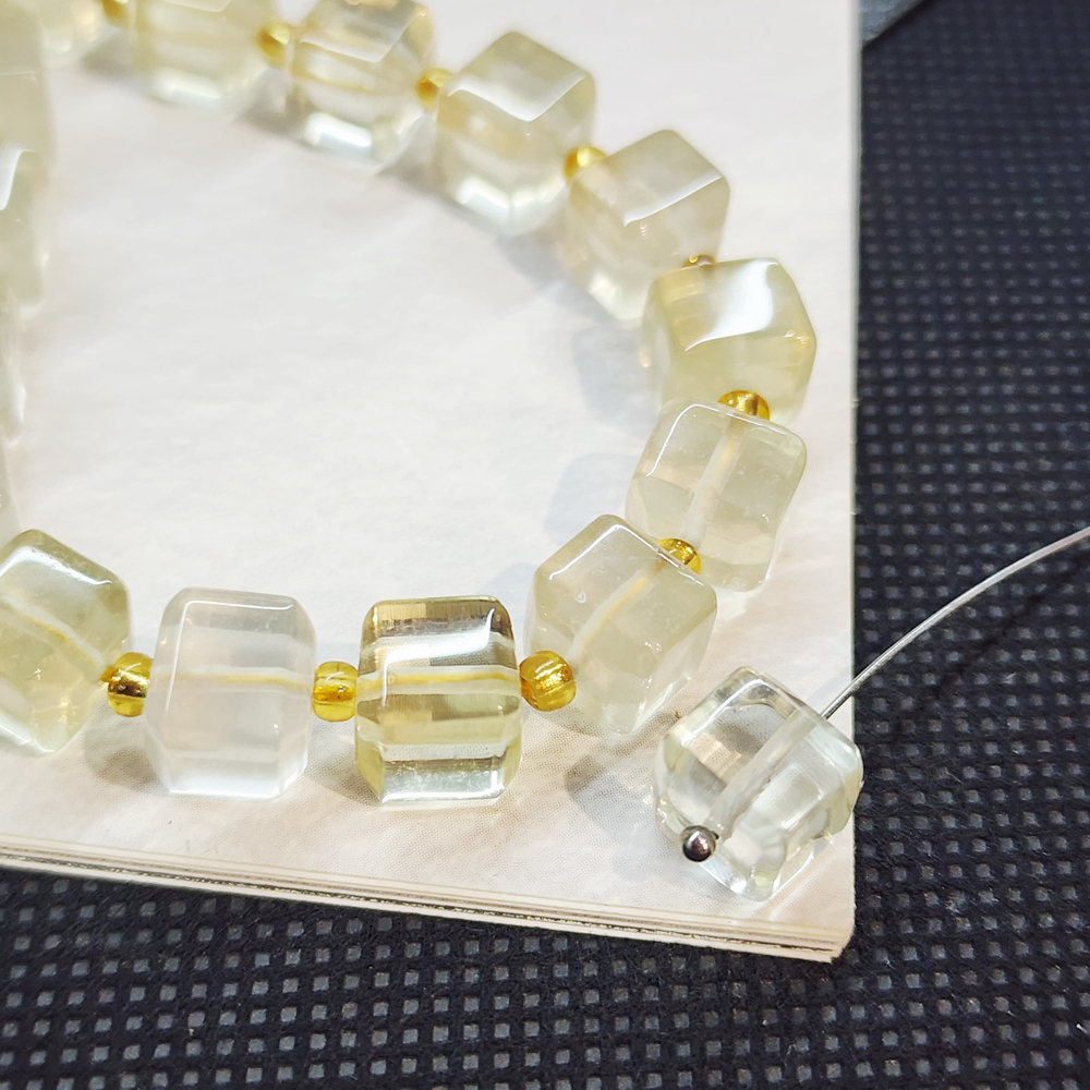 Кварц лимонный, бусина кубик 8мм, штучно