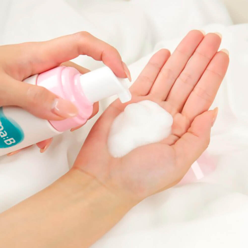 Derma:B Слабокислотная очищающая пенка для интимной гигиены - Mild Feminine Foaming Wash, 200мл.