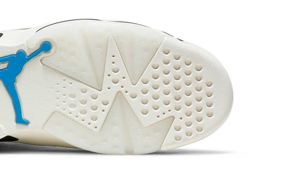 Кроссовки Jordan Air Jordan 6 Retro "Tech Chrome" (Женская размерная сетка)