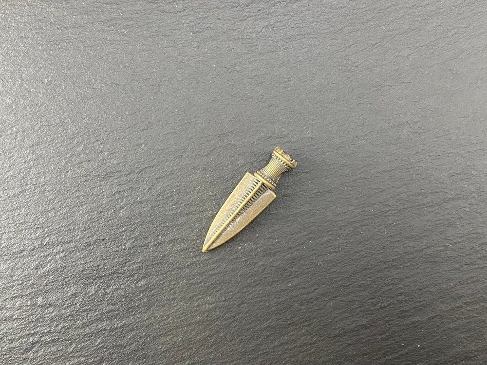 Подвеска. Стрела Перуна малая (с камнем)