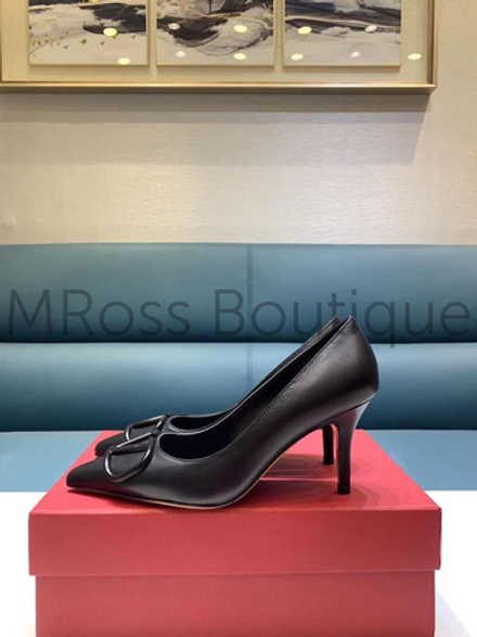 Черные туфли лодочки VLogo Valentino