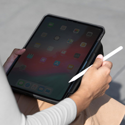 Чехол Uniq для iPad Pro 13 (2024/25) Ryze 360 Light Black