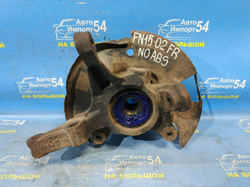 Ступица передняя правая NISSAN PULSAR 1999