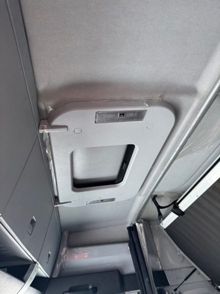 SITRAK C7H 4x2 Седельный тягач ZZ4186V361HE (Дизельный, 12,4 л, 480 л.с., АТ)